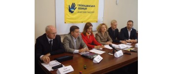 На Вінниччині соратники Гриценка активно агітували в колективах
