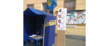 У Вінниці «Свобода» розмістила портрети нардепів на «стовп ганьби»