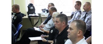 У Вінниці поліцейські вдосконалювали знання про фіксацію порушень під час парламентських виборів