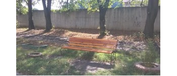 На Вінниччині потенційні кандидати встановили лавочки «під прикриттям» громадської організації